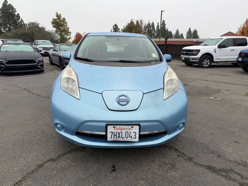 2015 Nissan LEAF S