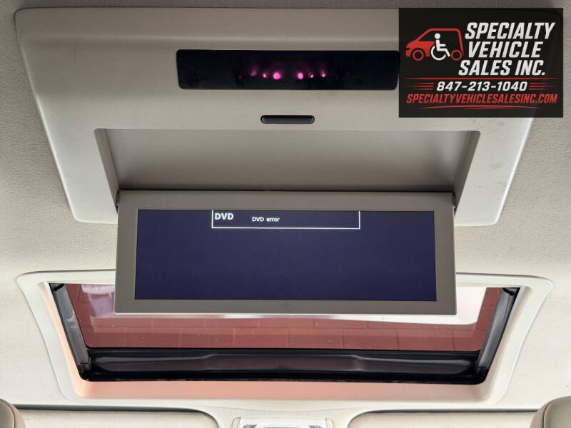 2013 Toyota Sienna XLE Mobility 7-Passenger