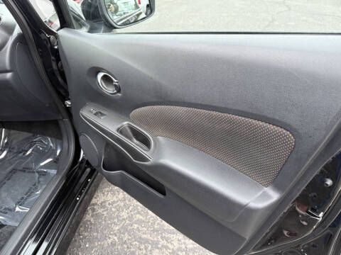 2018 Nissan Versa Note SR