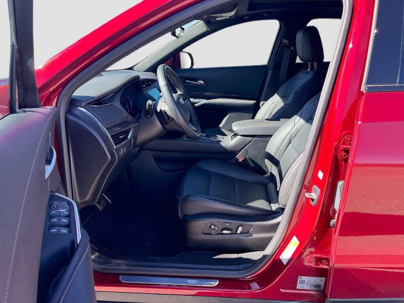 2023 Cadillac XT4 Sport