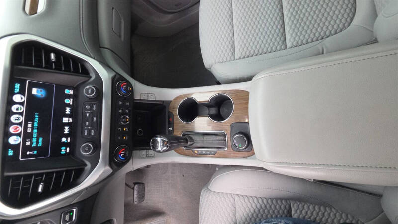 2019 GMC Acadia SLE-2