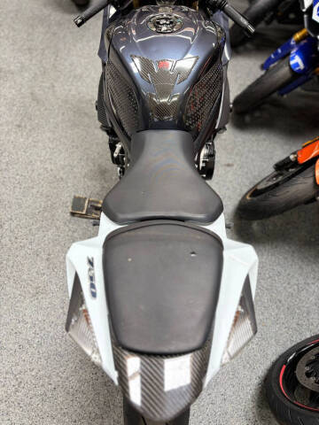 2013 Suzuki GSX-R750