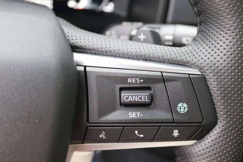 2025 Mitsubishi Outlander PHEV SEL