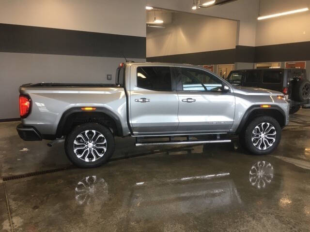 2025 GMC Canyon Denali