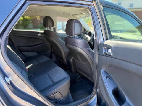 2018 Hyundai Tucson SE