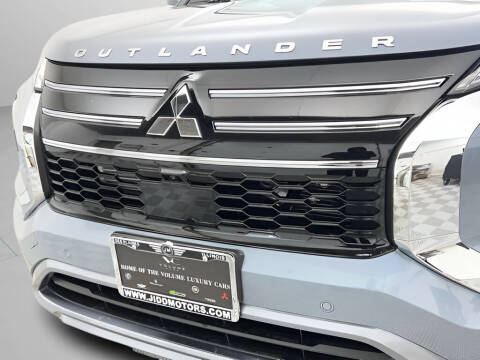 2026 Mitsubishi Outlander SE