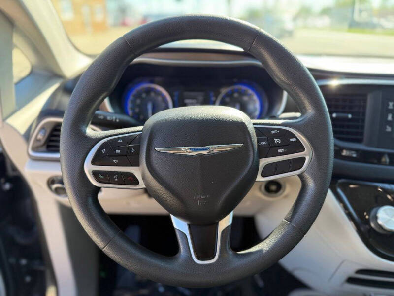 2017 Chrysler Pacifica Touring