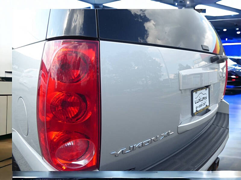 2013 GMC Yukon XL SLT