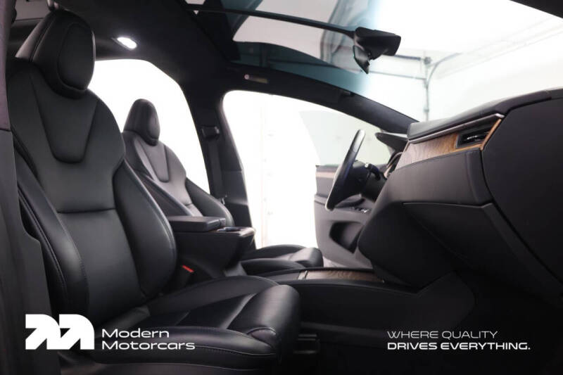 2020 Tesla Model X Long Range