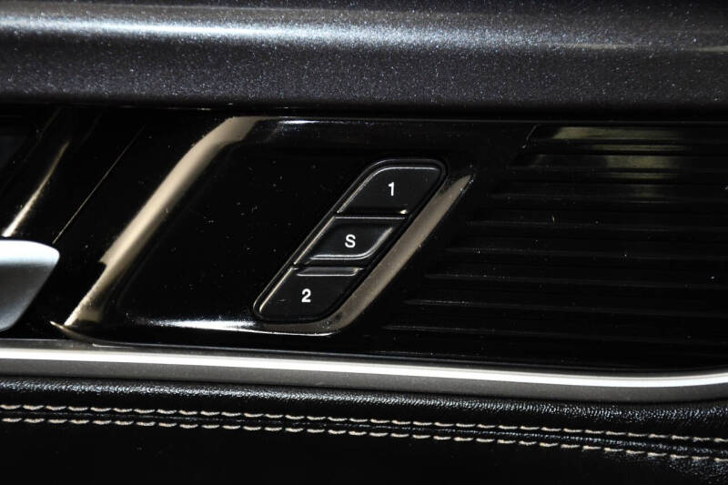 2024 Jeep Wagoneer