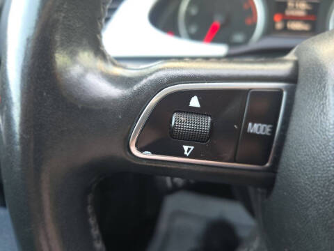 2010 Audi A4 2.0T quattro Premium Plus