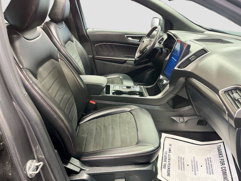 2022 Ford Edge ST-Line