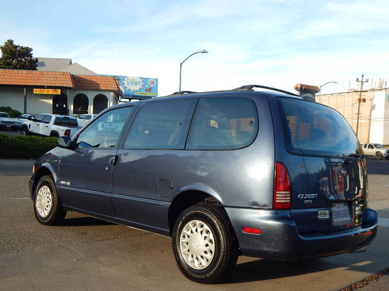 1997 Nissan Quest XE