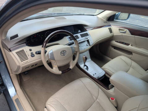 2008 Toyota Avalon XLS