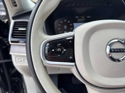 2022 Volvo XC90 Recharge T8 Inscription 6P