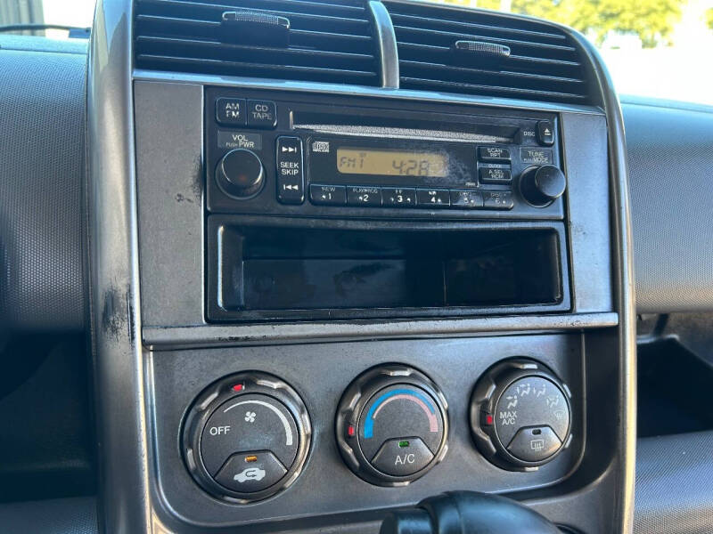 2004 Honda Element LX