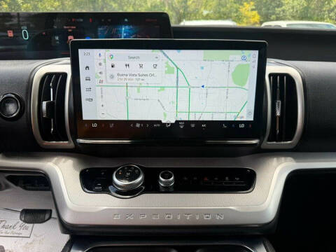 2025 Ford Expedition Active