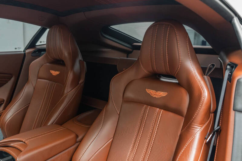 2020 Aston Martin Vantage