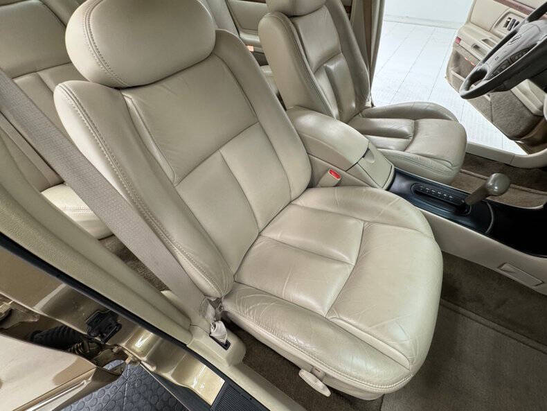 1998 Oldsmobile LSS