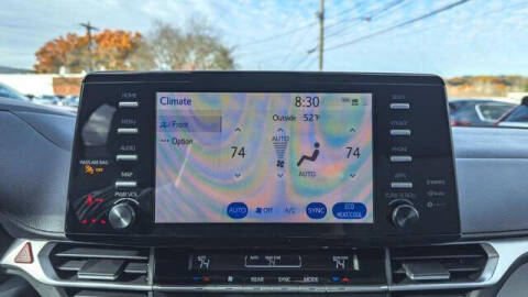 2024 Toyota Sienna LE 8-Passenger