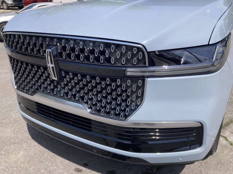 2026 Lincoln Navigator Premiere
