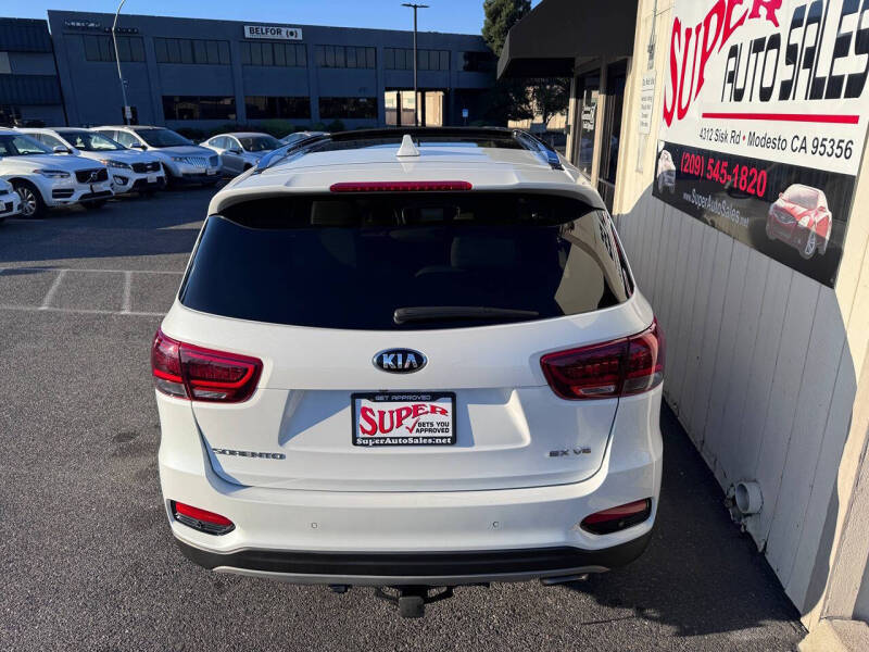 2019 Kia Sorento EX V6