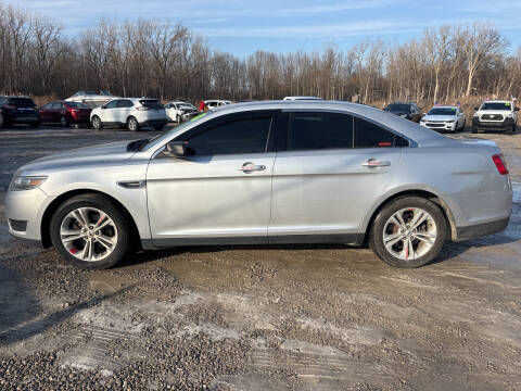 2018 Ford Taurus SE