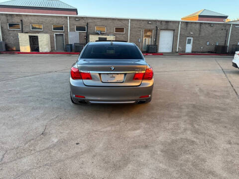 2011 BMW 7 Series 740i