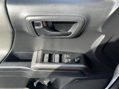 2022 Toyota Tacoma SR5 V6