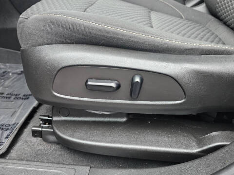 2017 GMC Acadia SLE-2