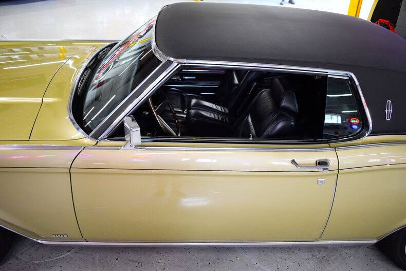 1971 Lincoln Continental