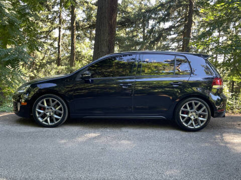 2013 Volkswagen GTI Wolfsburg Edition PZEV