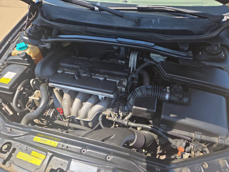 2005 Volvo S60 2.4