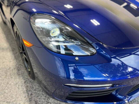 2024 Porsche 718 Cayman Style Edition