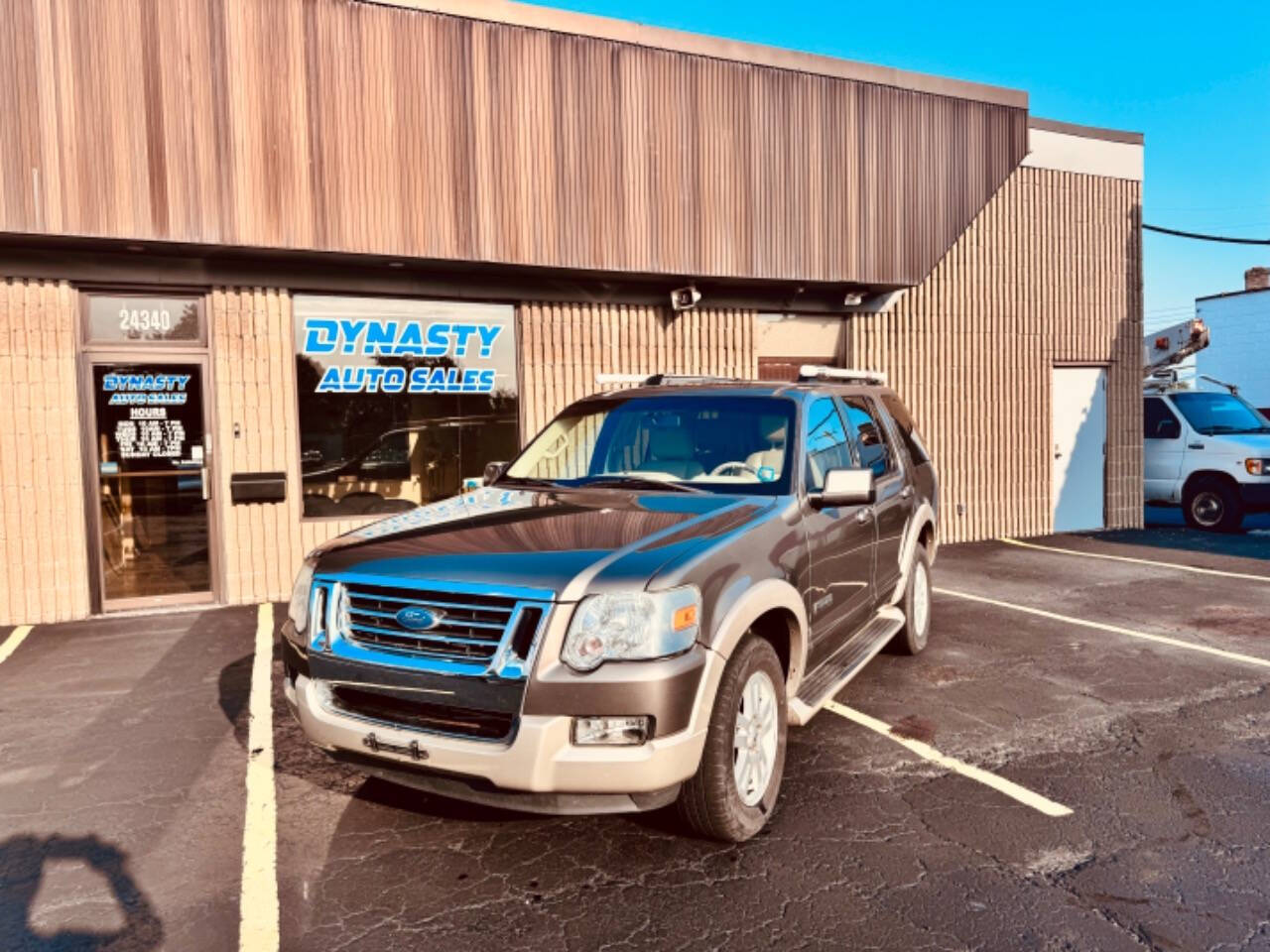 2006 Ford Explorer for sale at Dynasty Auto Sales in Eastpointe, MI