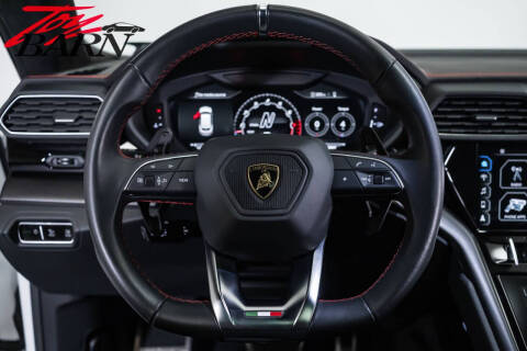2022 Lamborghini Urus