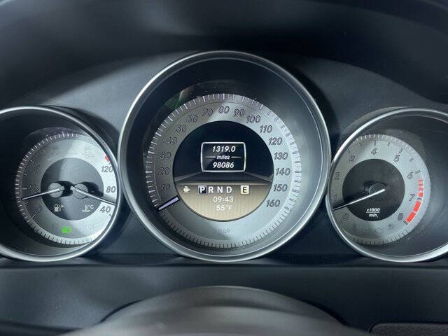 2012 Mercedes-Benz C-Class C 300 Luxury 4MATIC