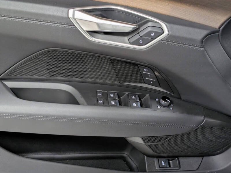 2022 Audi e-tron GT quattro Premium Plus