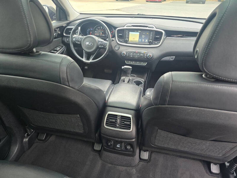 2016 Kia Sorento SX V6