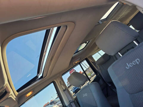 2007 Jeep Commander Sport