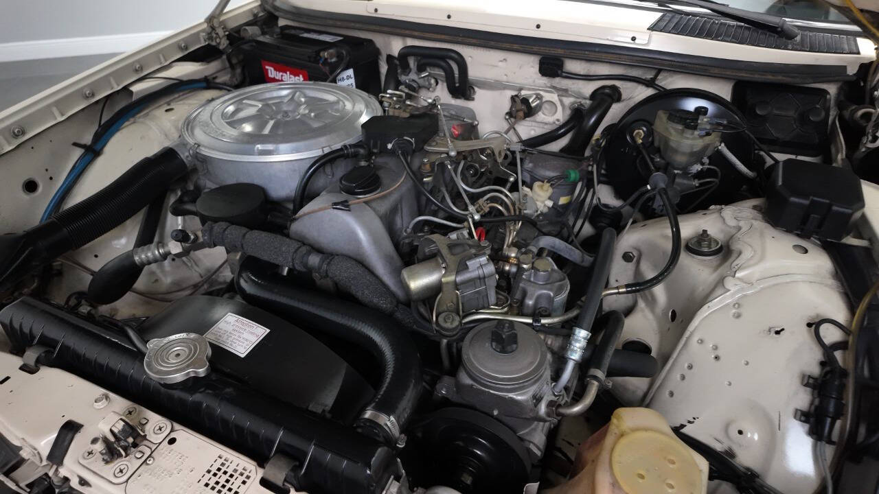 1983 Mercedes-Benz 240-Class 63