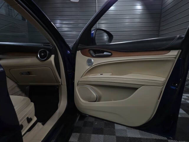 2019 Alfa Romeo Stelvio