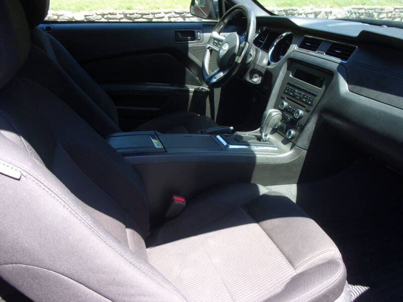 2013 Ford Mustang V6