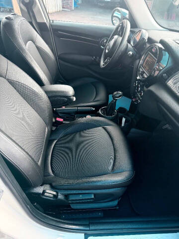 2016 MINI Hardtop 4 Door Cooper