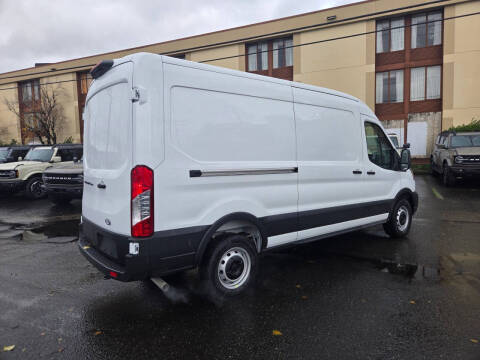 2026 Ford Transit 250