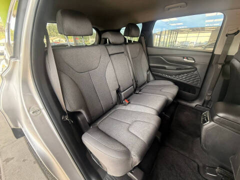 2023 Hyundai Santa Fe SE