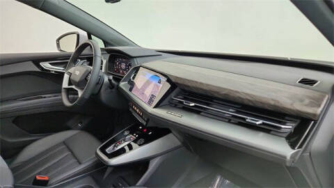 2025 Audi Q4 e-tron Premium Plus 45