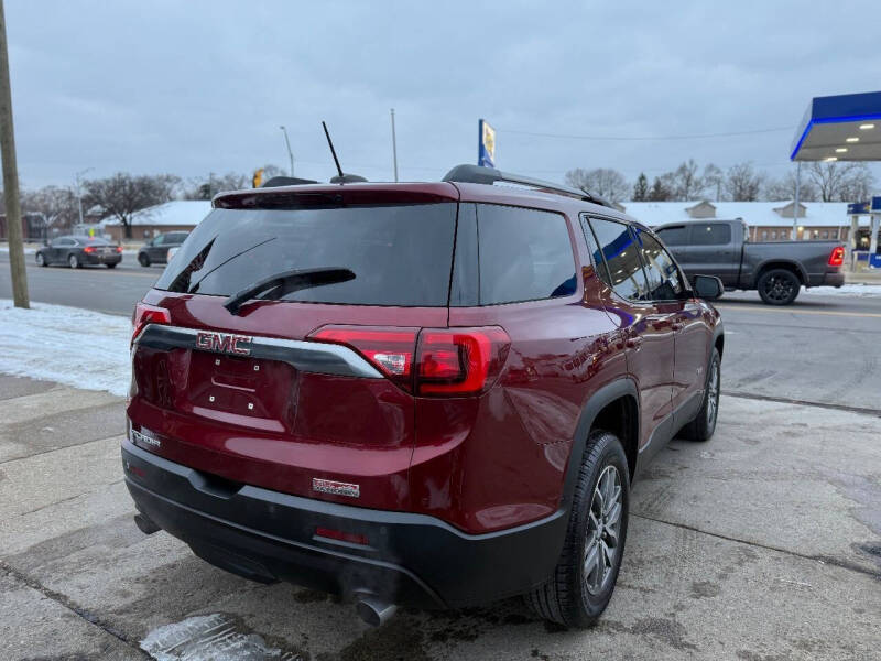 2018 GMC Acadia SLE-2