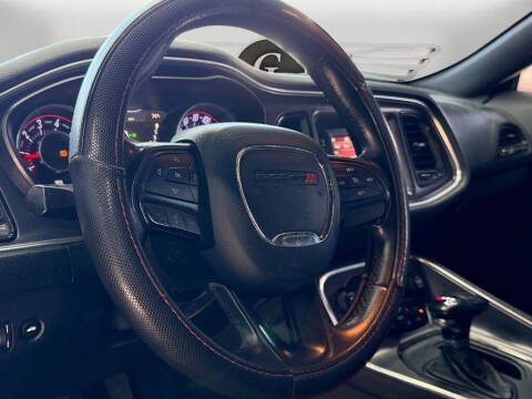 2016 Dodge Challenger SXT