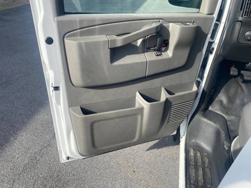 2020 Chevrolet Express 2500
